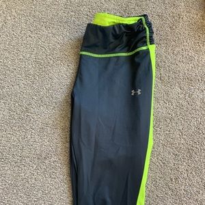 Under Armour Cropped athletic pants